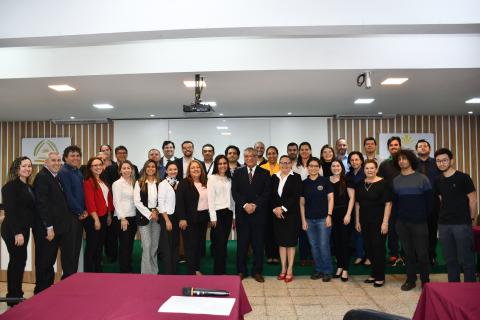 II Mesa Redonda Universidad Nacional del Este, Paraguay.